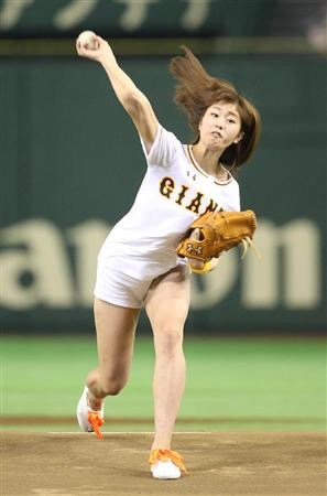 投げる