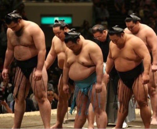 カーソルを合わせると動き出すタイプのキャラ選択画面