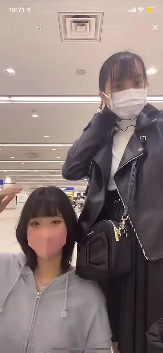 GOGO LIVE@go_go_liveのXエロ動画 00:20