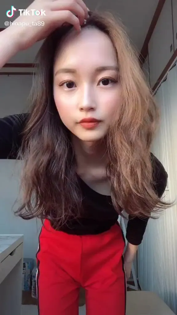 裏Tik Tok@KBxru99Beci2VjUのXエロ動画 00:15