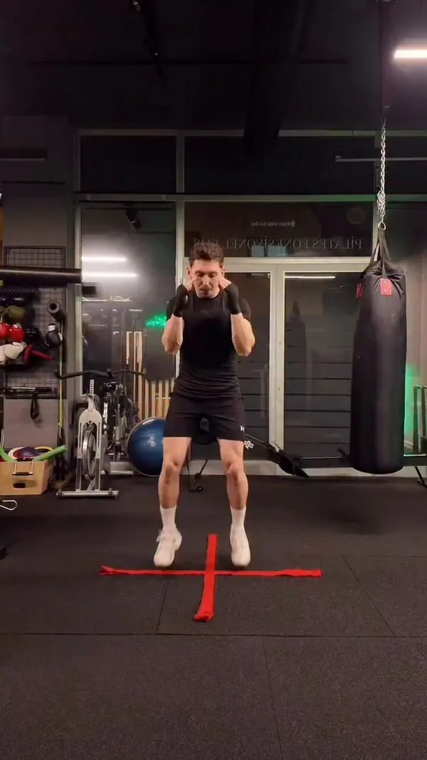 Muscle Blueprint - Fitness | Health | Abs@MuscleB1ueprintのXエロ動画 00:34