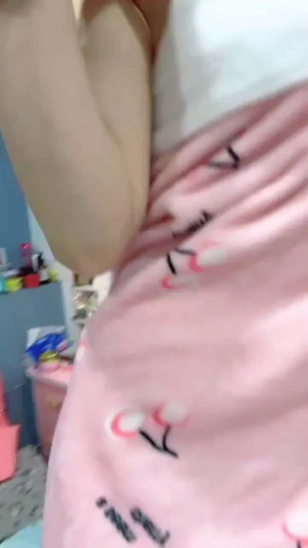 หลอยผัวมาเสียว@ymin_ma46882のXエロ動画 03:56