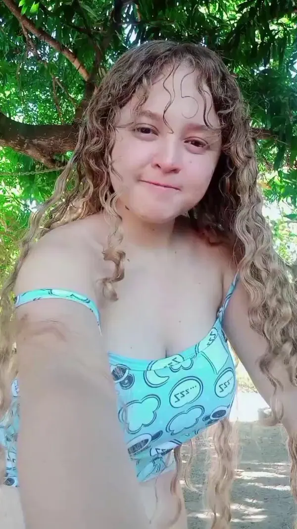 Bella Jeames@BellaJeame71339のXエロ動画 00:17
