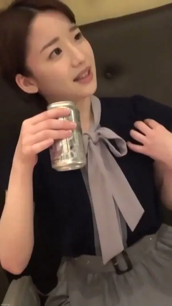 Xエロ動画 02:15