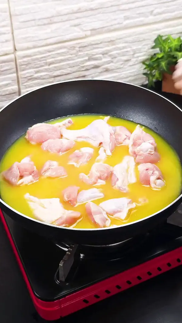 ᴋɪᴛᴄʜᴇɴ ʀᴇᴄɪᴘᴇꜱ👩‍🍳@KitchenRecipes_のXエロ動画 01:25