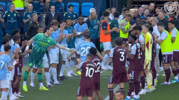 Manchester City@ManCityのXエロ動画 02:10