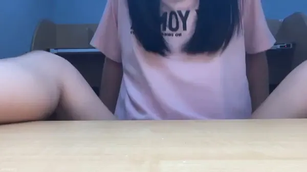 슈@oohdbxのXエロ動画 01:39