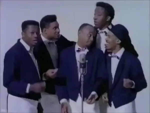 minipops@minipops5のXエロ動画