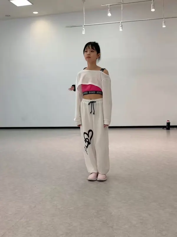Xエロ動画 00:24
