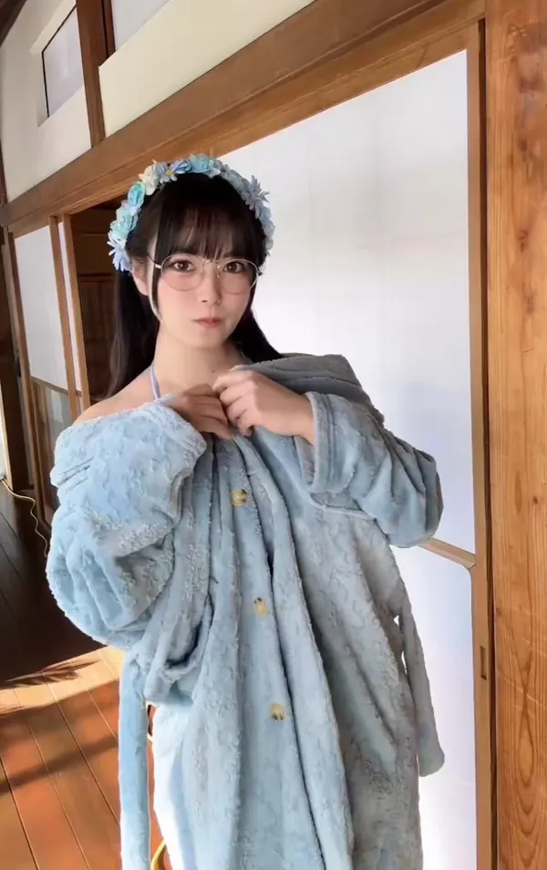Xエロ動画 00:05